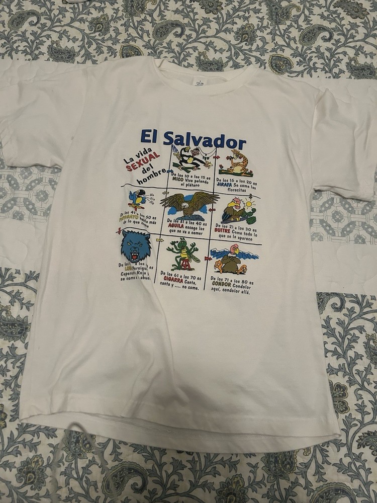 Camisa/shirt El Salvador Size Large Cute t- Shirt-no Holes