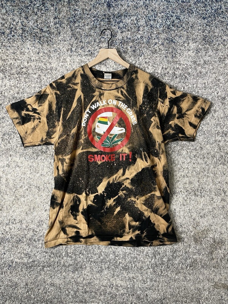 Don’t Walk On The Grass, Smoke It T Shirt Small Fruit Of The Loom Graphic XL