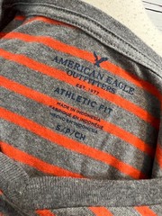 American Eagle T-Shirt Athletic Fit short sleeve tee shirt Small Stripe Vneck