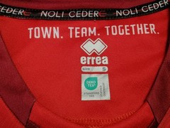 Crawley Town 2024 – 2025 home football shirt jersey camiseta Errea size S