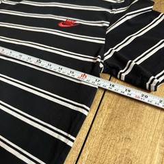 Nike Striped T Shirt Mens Small Black White Red Embroidered Swoosh Short Sleeve