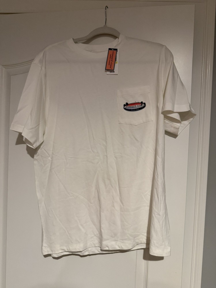 Vineyard Vines Shirt Mens M Sunset White Outlined Surf Logo Pocket T-Shirt Tee