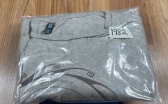 District Made Graphics T-Shirt Mens 2XL Extra Extra Large Gray Short Sleeve