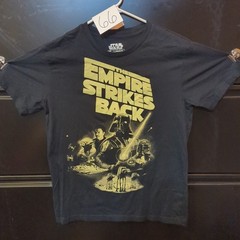 Star Wars Disney The Empire Strikes Back T-shirt Size M Very Soft Material