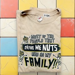 Vintage Y2K Humor Gamer Graphic Tee Men XL Jerzees Drive Me Nuts Beige Cream Art