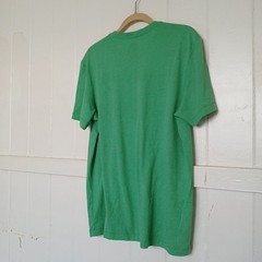 Life is Good Notre Dame T-Shirt Spread Good Vibes Men’s Medium Classic Fit Green