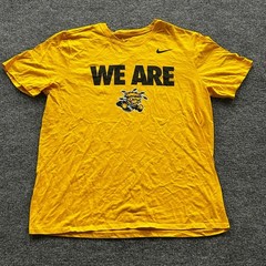 Nike T-Shirt Mens XL Yellow Wichita State Shockers NCAA Athletic Cut Graphic