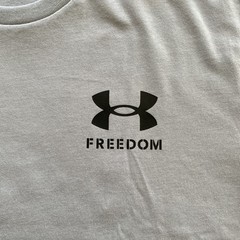 Under Armour Men’s Freedom Flag Loose Fit T-Shirt Color Gray Size Small