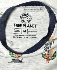 Free Planet Men’s T-shirt Tropical Island Hawaiian Graphic Crew Neck Medium NWT