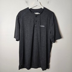 AKHG Duluth Trading Men’s Size L Tun-Dry Standard Fit Short Sleeve Henley Gray