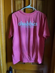 Chubbies The Weekend Has Arrived Graphic Pink Pocket Tshirt Cotton Size Large