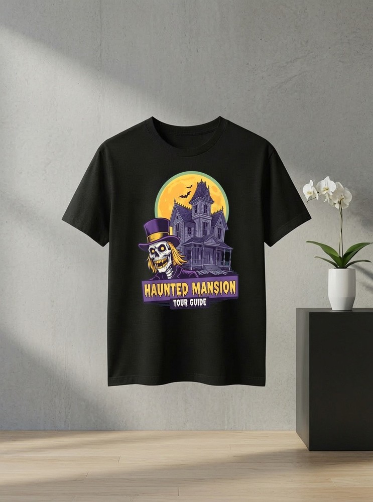 Unisex Haunted House Tour Guide Halloween Carnival Costume Graphic T Shirt Gift