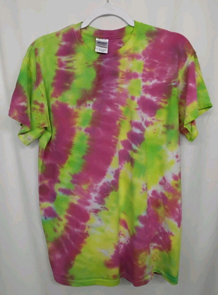 New Tie Dye Men’s T-Shirt Medium Pink Yellow Multicolor Summer Swirl Spiral