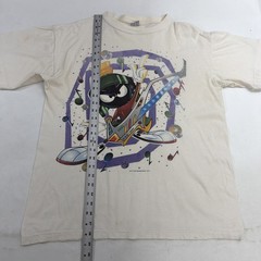 Vintage Marvin The Martian Guitar Warner Bros T-Shirt Size Large 1996