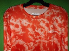 5286) NWOT COLUMBIA medium red tie-dye polyester knit t-shirt long sleeve new