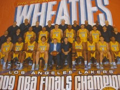 Kobe Bryant Wheaties T Shirt LA Lakers Adidas The Breakfast Of Champions Size L