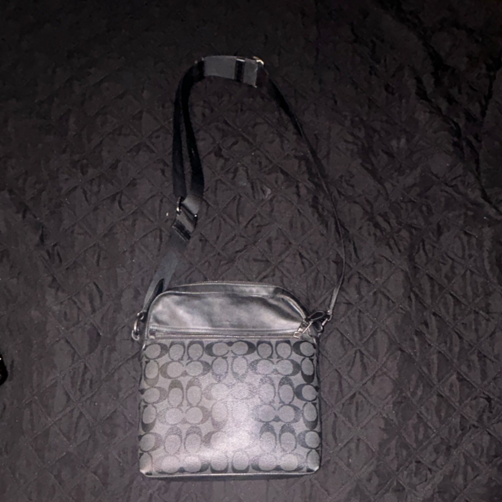 Coach Black Logo Crossbody Bag Adjustable Strap Zipper Designer Women