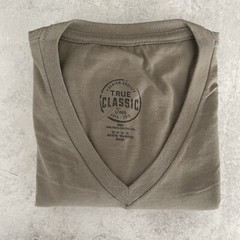 True Classic Premium Quality * V NECK * Tee T Shirt Mens MILITARY BEIGE SMALL S