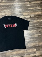 Tool Triple Skull Tshirt Mens 2XL Black Spiked Print Los Angeles California Tour