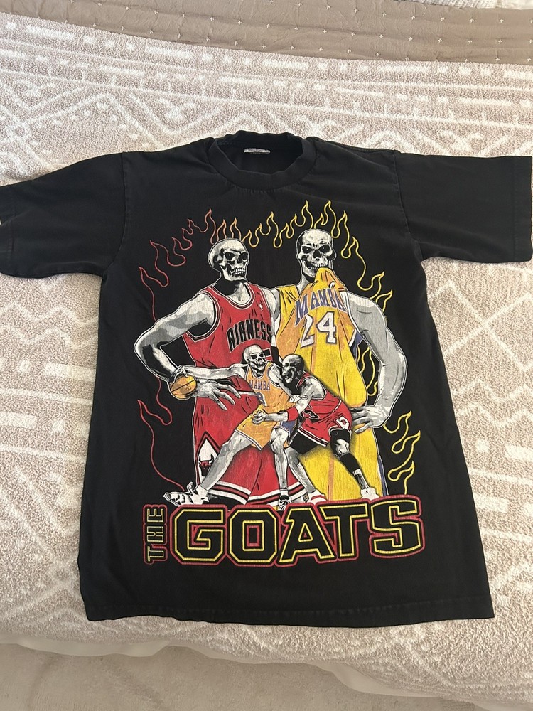 The GOATS Michael Jordan Kobe Bryant Lakers Bulls Mens PRO T Shirt Medium