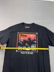 Sneaker Threads Push It To The Limit Graphic Shirt Men’s Sz Large Tshirt NEW