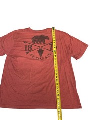 G.H. Bass & Co. Men’s Large Red Heather Short Sleeve Graphic T-Shirt