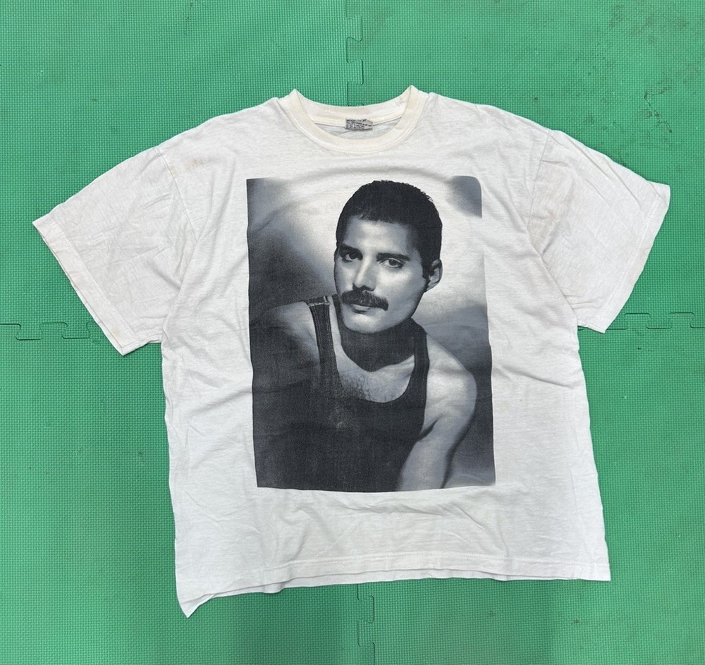 Vintage queen Freddie Mercury 1996 50th Birthday anniversary band Tee size L