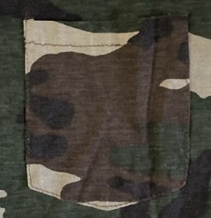 VINTAGE Ace Sportswear Camo T Shirt Short Sleeve Hunting Single Stitch Pocket L