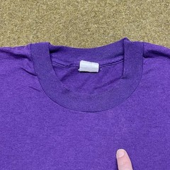 SEE PHOTOS – VTG 80s Fruit of the Loom Pocket Shirt Large Purple Single Stitch