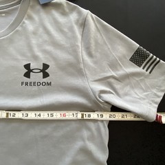 Under Armour Men’s Freedom Flag Loose Fit T-Shirt Color Gray Size Small