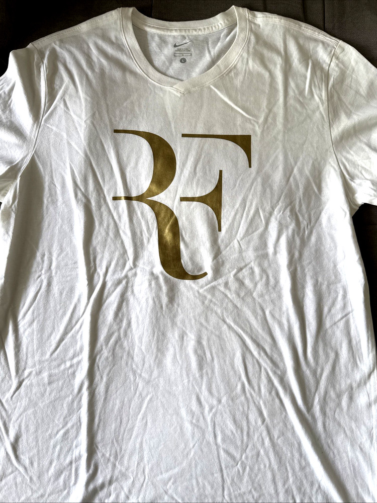 *New* with tags Roger Federer Nike Men’s T-Shirt Size Large White Gold