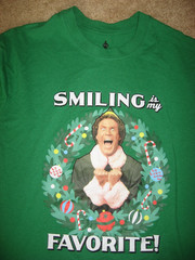 Mens Womens NWOT Green Christmas ELF SMILING IS MY FAVORITE T-Shirt Medium