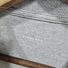Everlane T Shirt Mens Medium Oatmeal Short Sleeve Crew Organic Cotton Premium