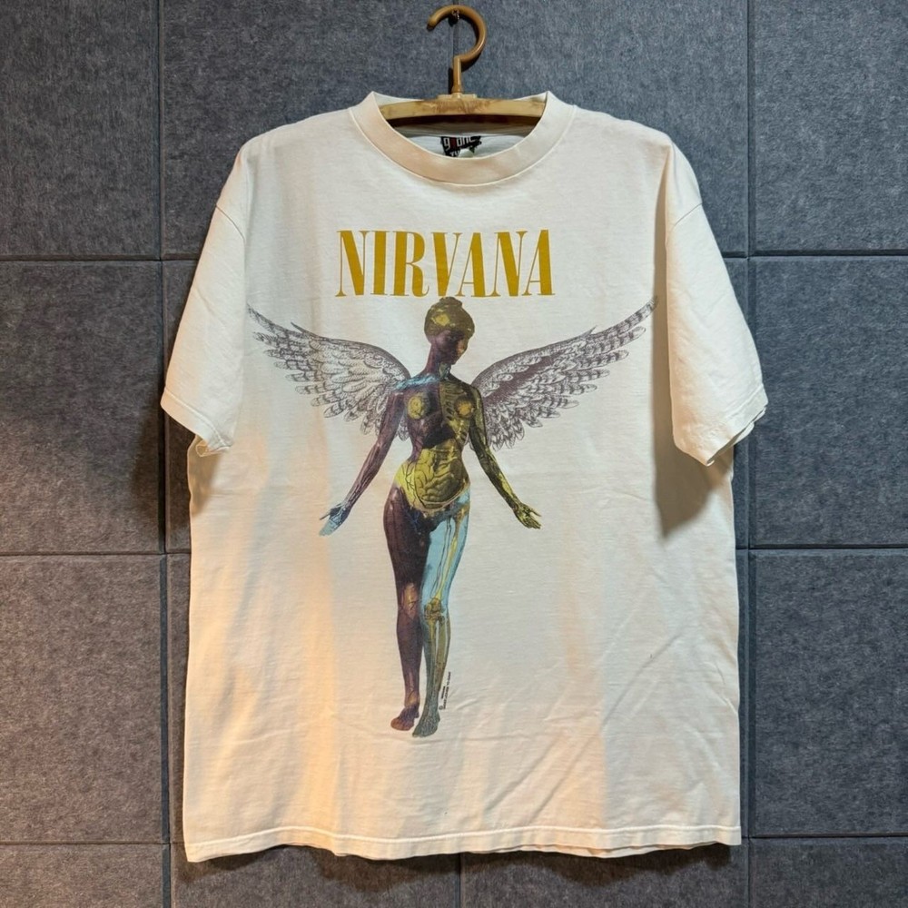 Nirvanaaa In Utero Vintage shirt