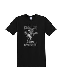 T-Shirt S to 2XL 3XL – KEEP ON SQUATCHIN – BIGFOOT SASQUATCH FUNNY Adult