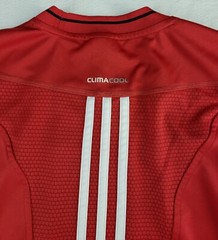 Adidas CLIMACOOL Mens T-shirt Performance Athletic Breathable Red Size Medium