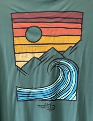 *NWT* Reel Life Shirt (Size L) Reel Life Wave UPF 50+ Lightweight Fishing USA
