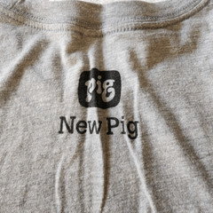 Bella Canvas Heathered Gray Tshirt With Black Graphic Of a Pig Size Large