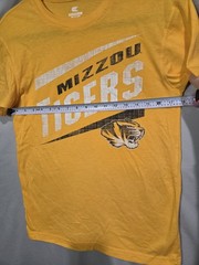 Colosseum Missouri Mizzou Tigers Women’s Small Yellow Crew T-Shirt Front & Back