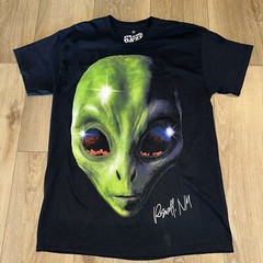 Alien Strange Daze Men’s Graphic Sci-fi T-Shirt Size Medium Black NWOT