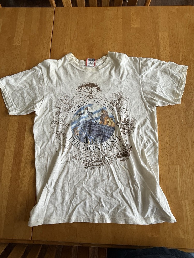 Size Medium- 90s The Lion King Circle of Life Vintage Disney Designs Shirt
