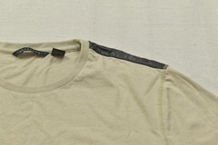 Sean John Men’s Size 2XL Beige Long Sleeve Tee Faux Leather Shoulder Accents