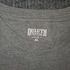 Duluth Trading Co Beaver Graphic Longtail T Shirt Gray XL 100% Cotton NWT
