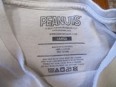 USED 2022 Peanuts T-Shirt Snoopy The Great Outdoors Size Large – FREE SHIP