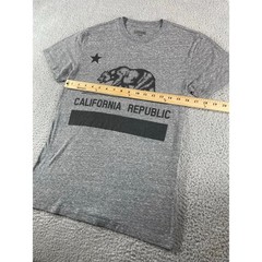 California Republic Shirt Mens Small Gray Bear Leisure Lounge Cotton Poly Blend