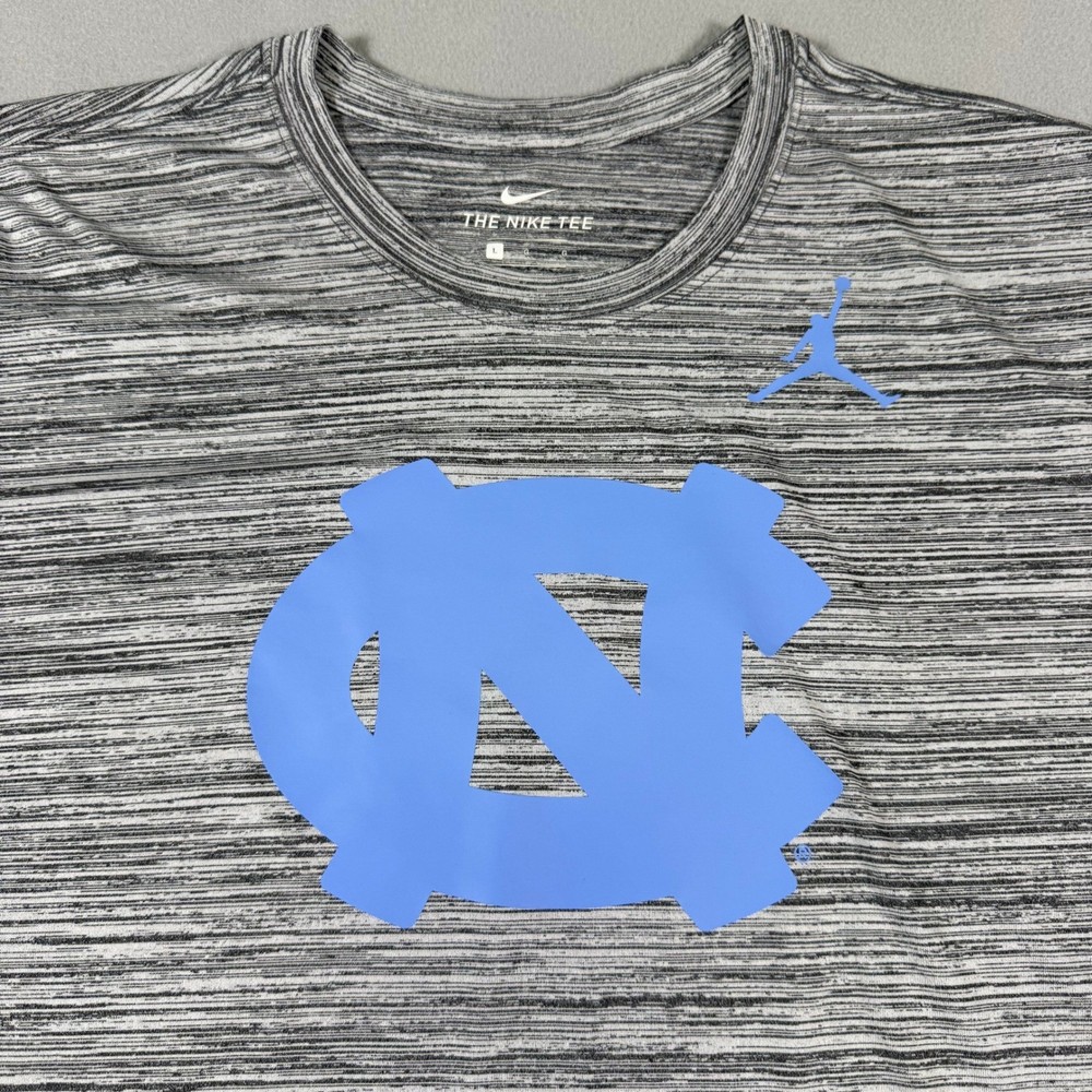 Jordan Nike UNC Tar Heels Dri-FIT Grey Space Dye Shirt Mens Large 943223-071