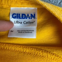 Gildan Mens size M Heavy Cotton Preshrunk T Shirt short Sleeve Crew Neck Yellow