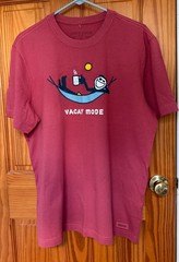 Life is Good Crusher Men’s T-shirt Large “Vacay Mode” NWOT