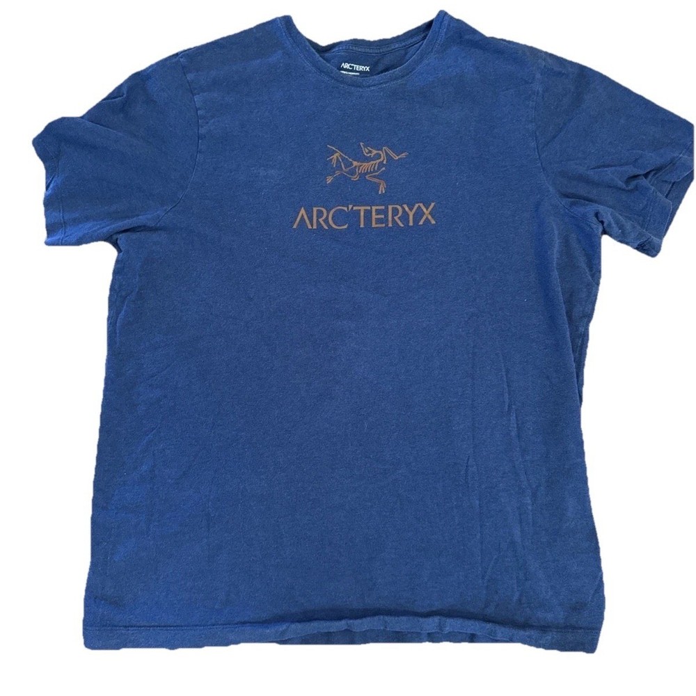 Vintage ARC’TERYX Dark Blue Red Logo T Shirt Tee Men’s XL Gorpcore RACK T50