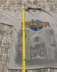 Universal Studios Hollywood Shirt Mens Large Gray EUC Big Logo Graphic Print